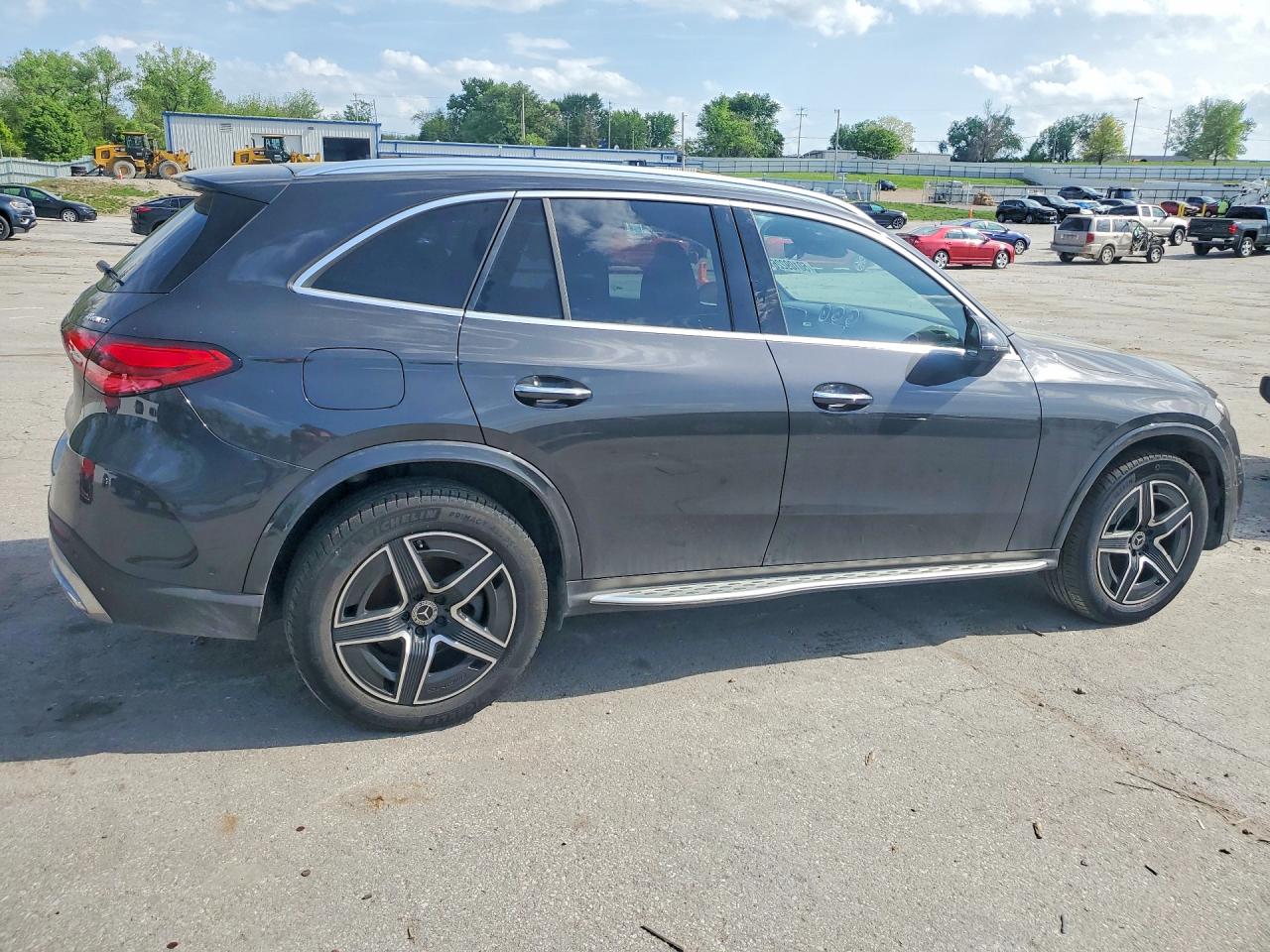 2025 MERCEDES-BENZ GLC-CLASS