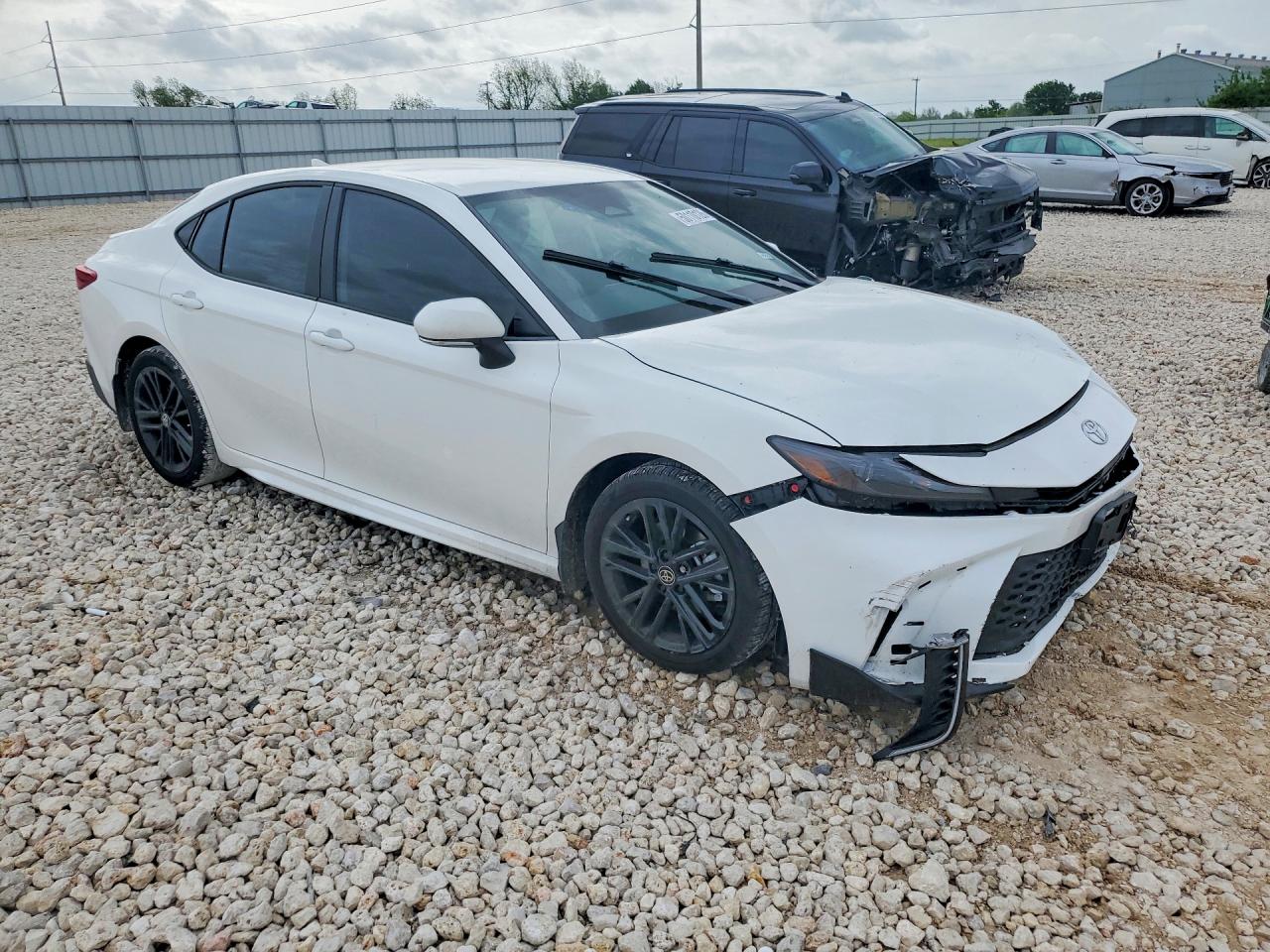 2025 TOYOTA CAMRY