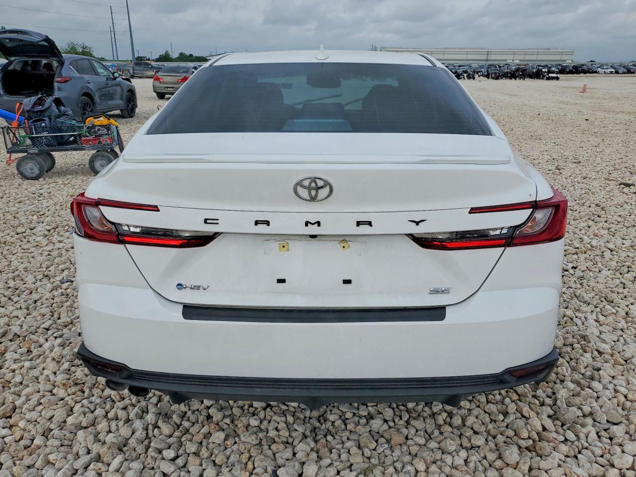2025 TOYOTA CAMRY