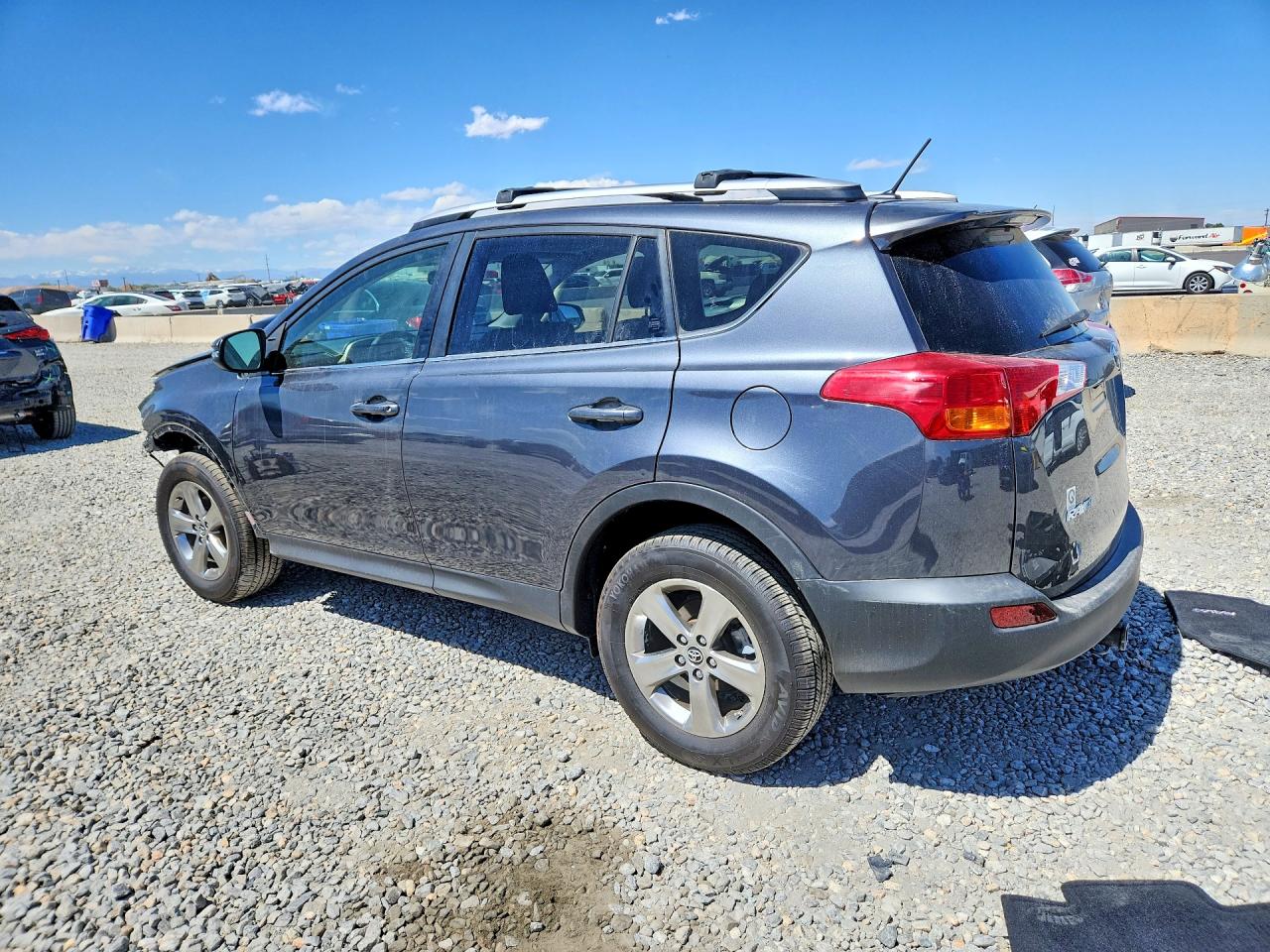 2015 TOYOTA RAV4