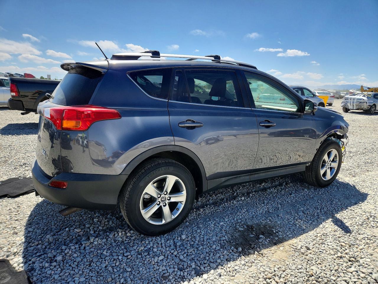 2015 TOYOTA RAV4