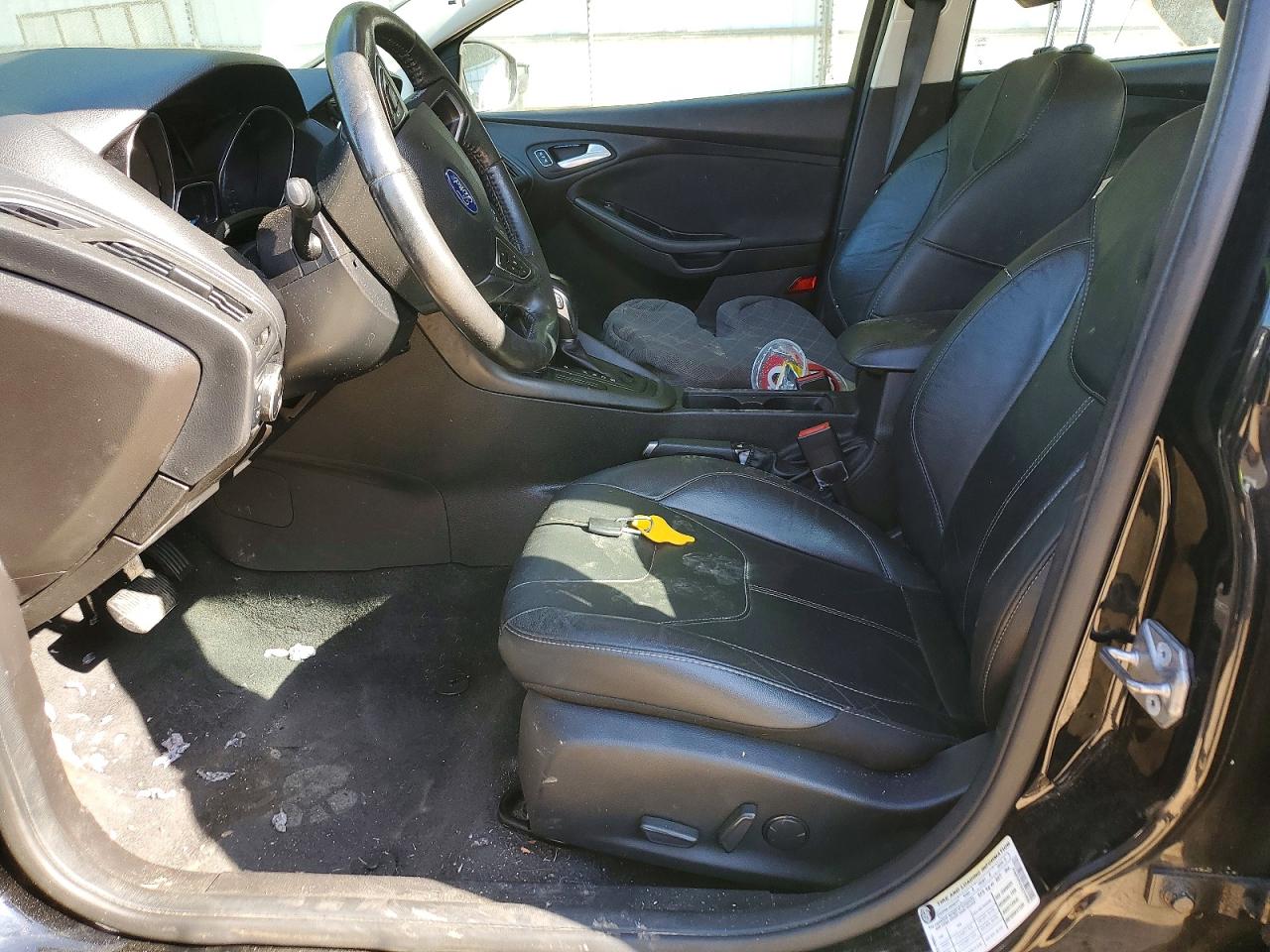 2016 FORD FOCUS