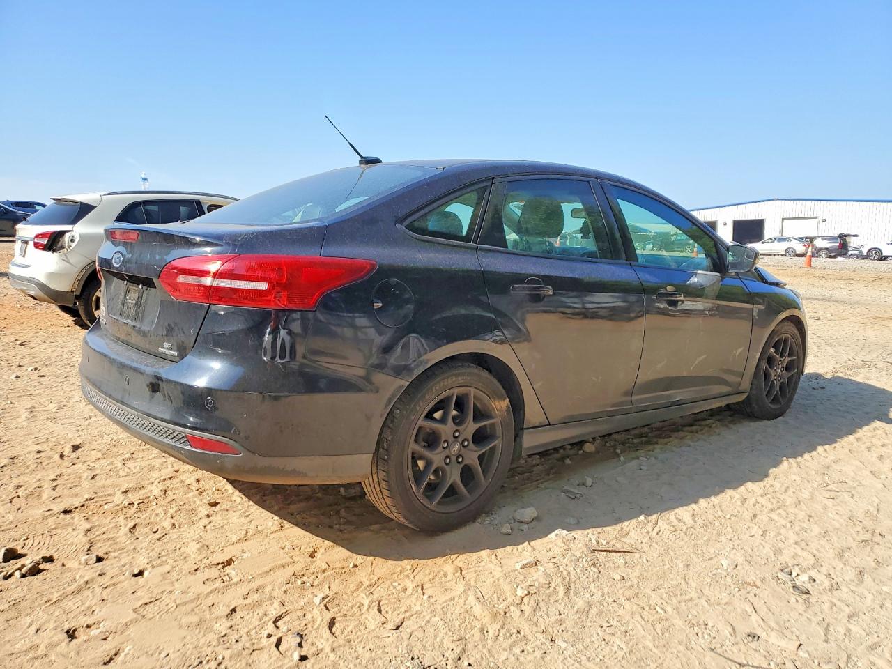 2016 FORD FOCUS