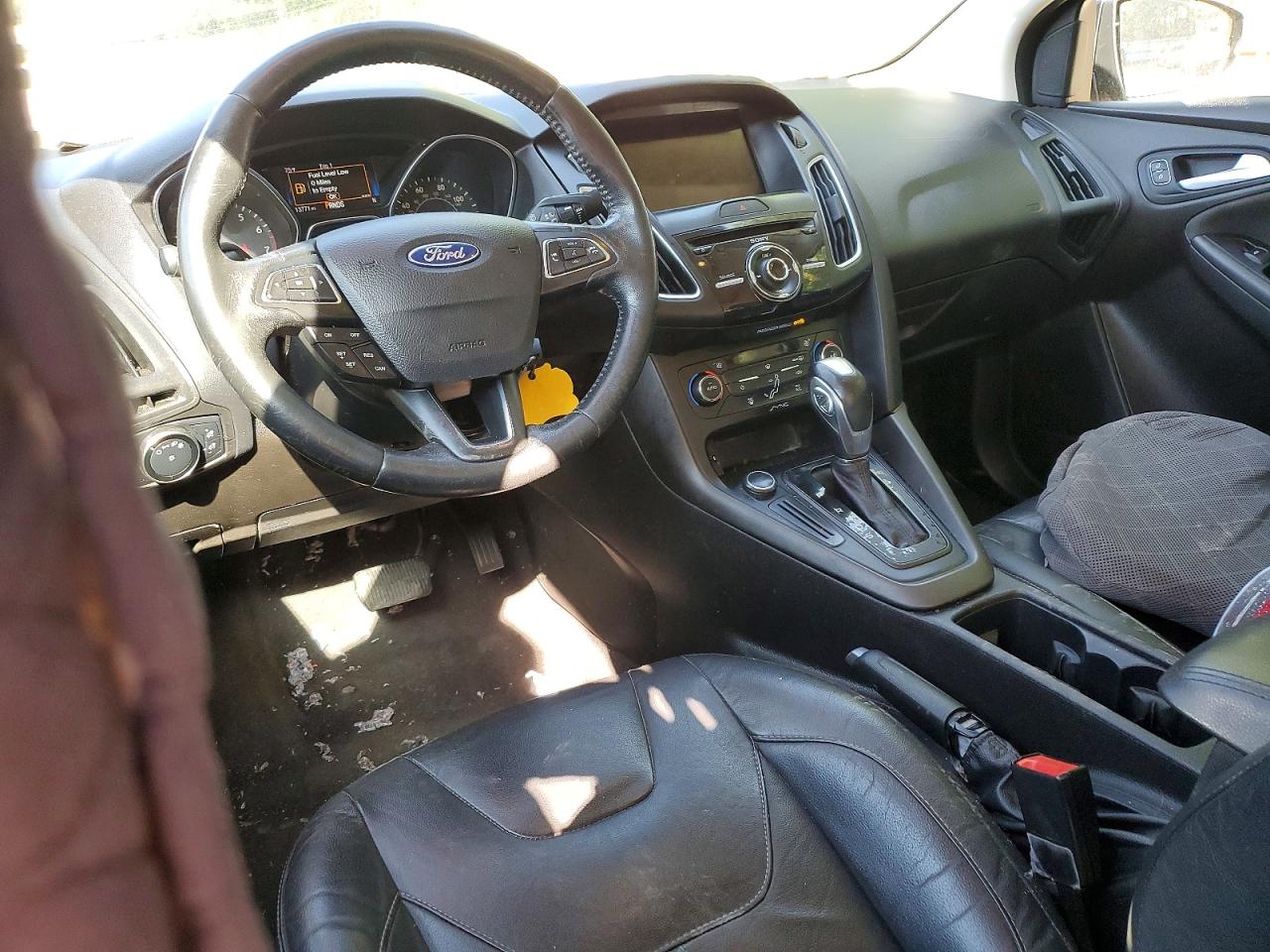 2016 FORD FOCUS