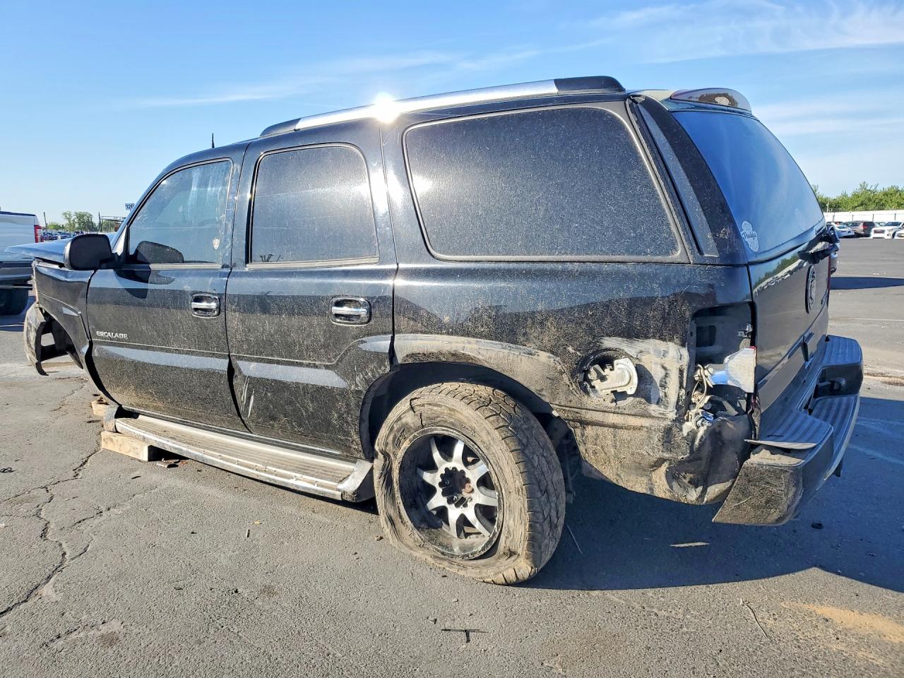 2004 CADILLAC ESCALADE