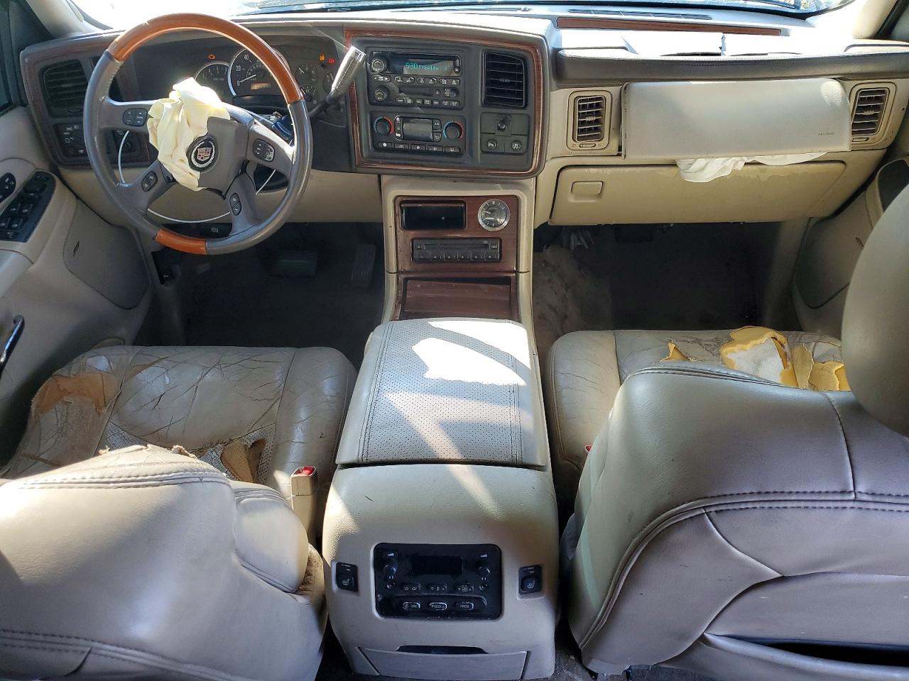 2004 CADILLAC ESCALADE