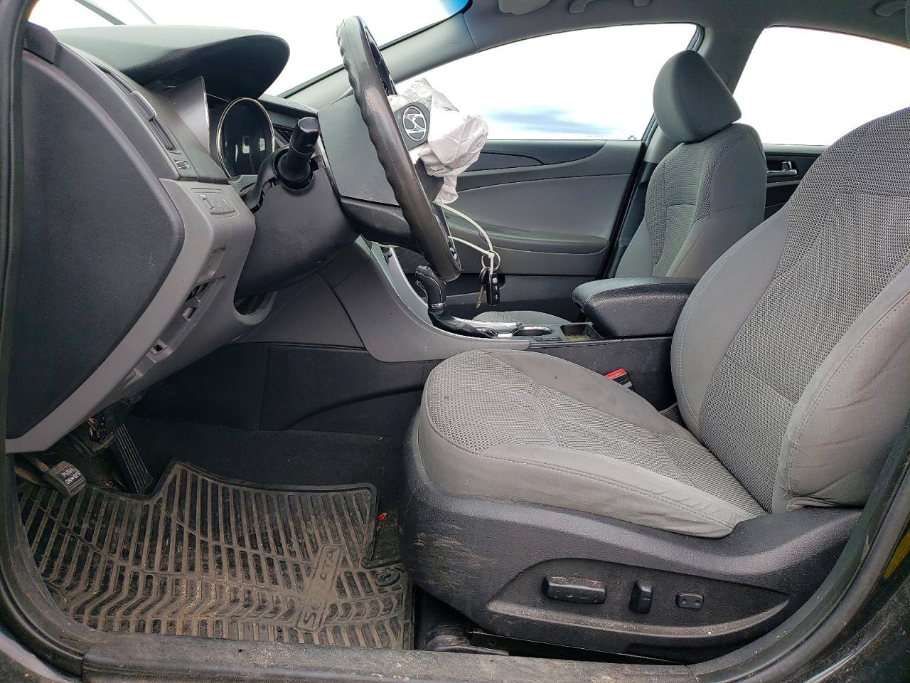 2013 HYUNDAI SONATA