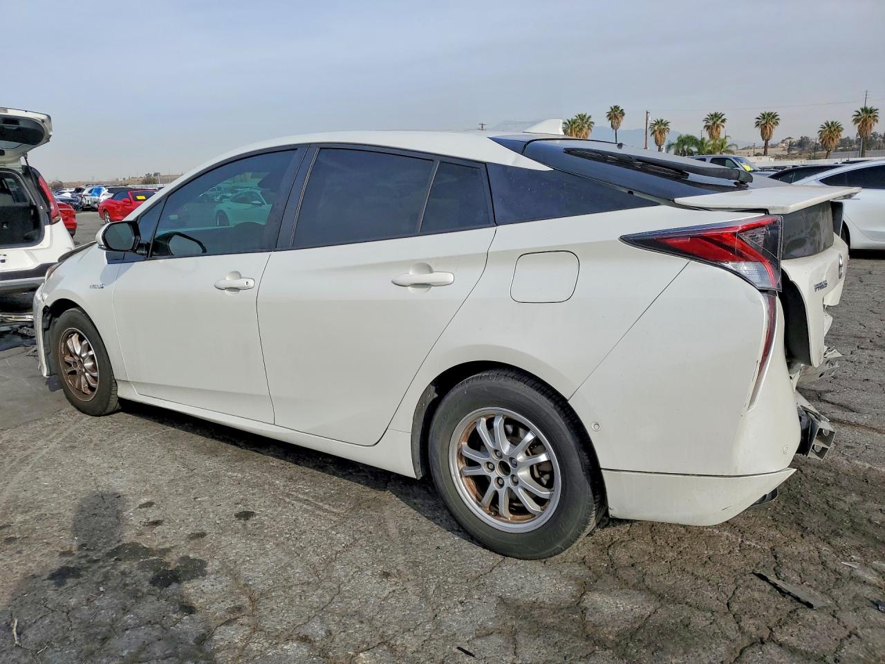 2018 TOYOTA PRIUS