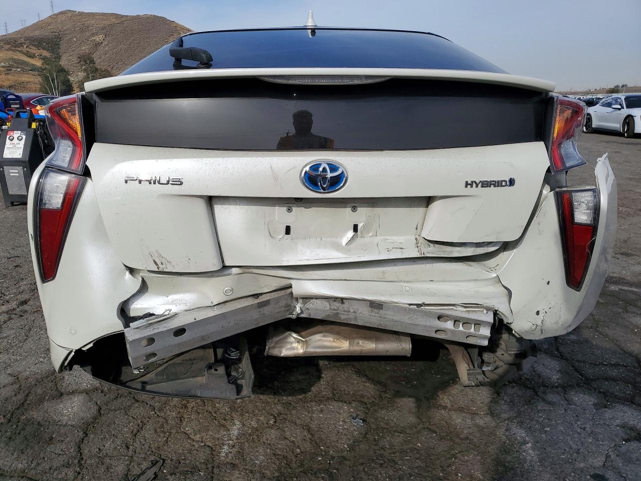 2018 TOYOTA PRIUS