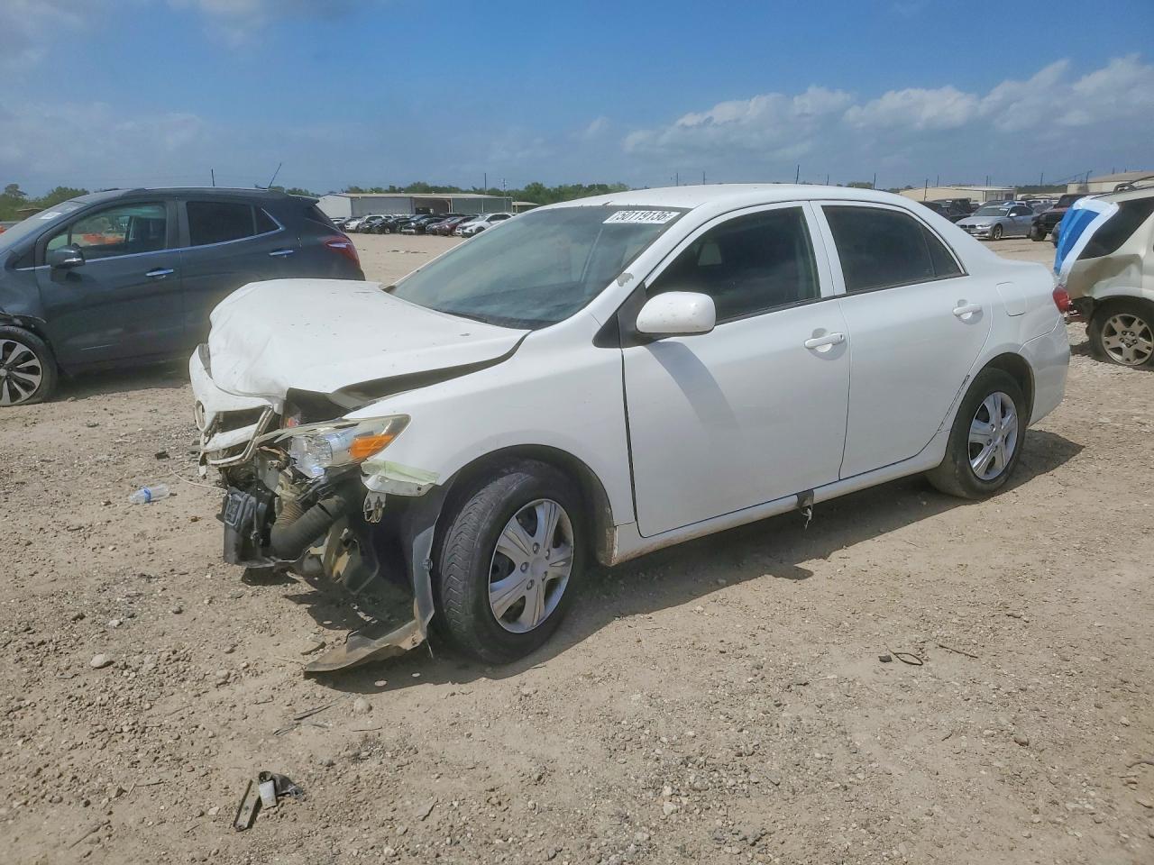 2013 TOYOTA COROLLA
