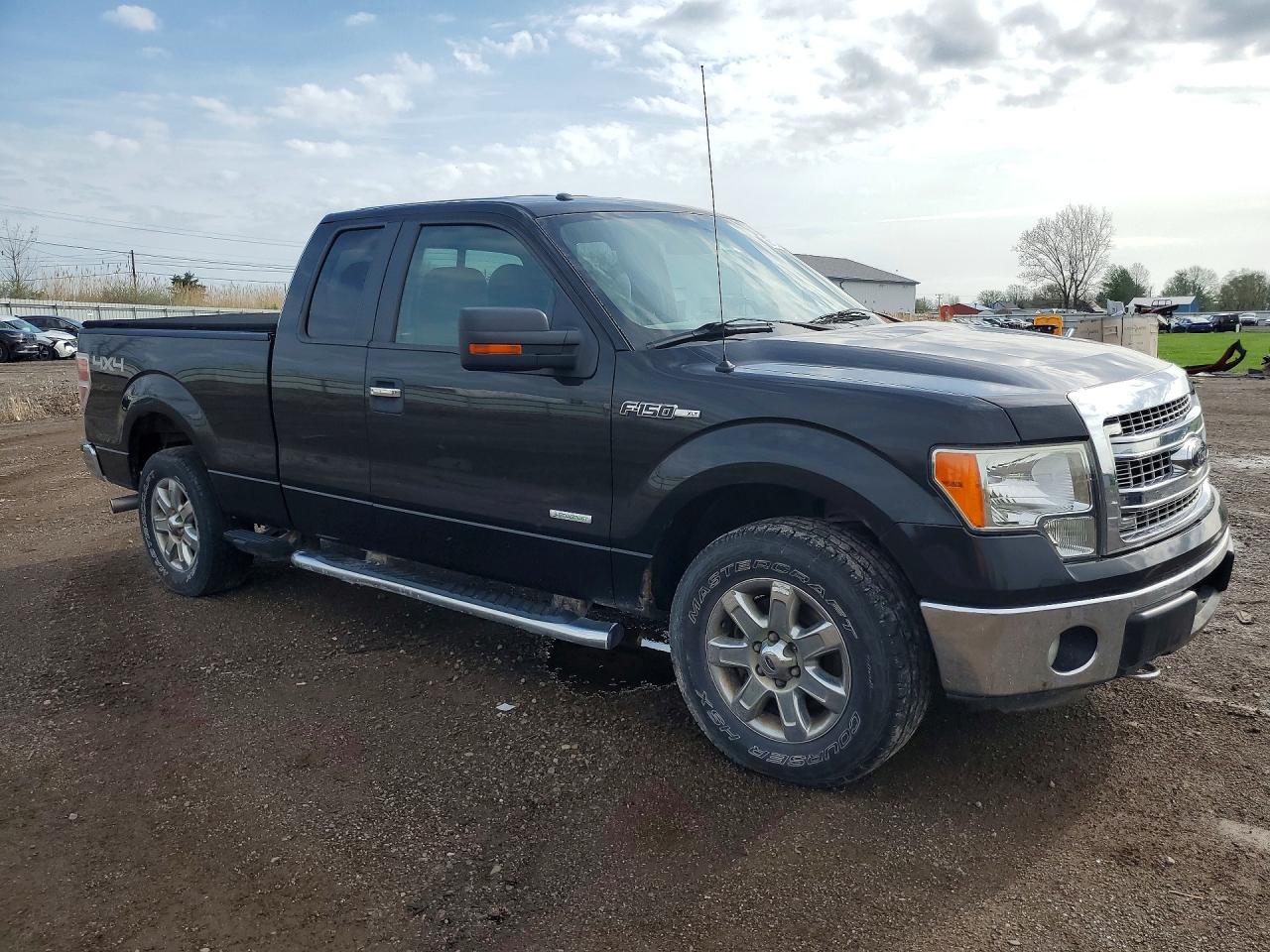 2013 FORD F150