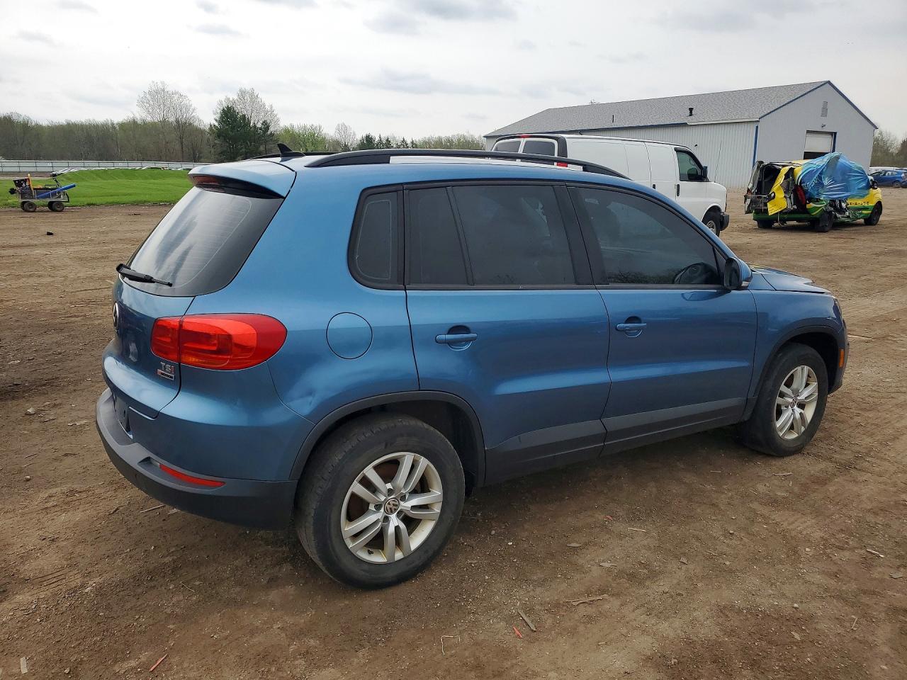 2017 VOLKSWAGEN TIGUAN