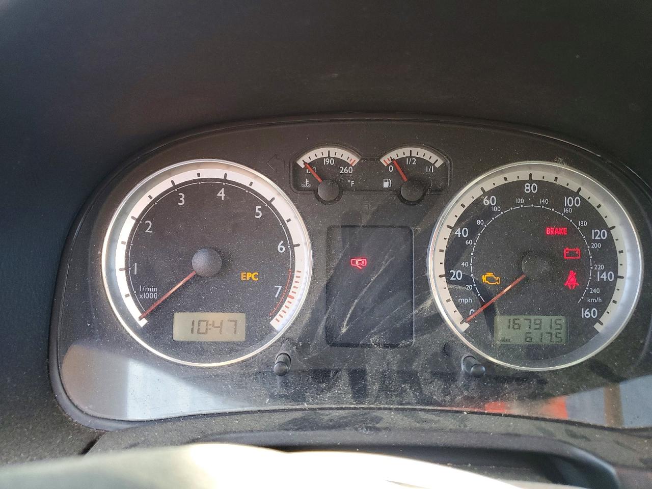 2004 VOLKSWAGEN JETTA