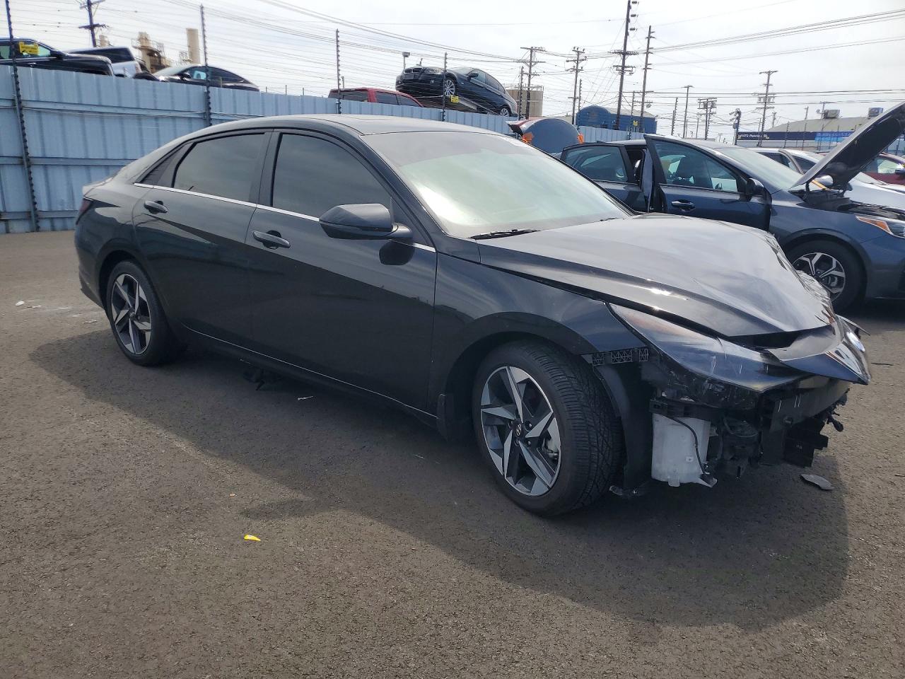 2022 HYUNDAI ELANTRA