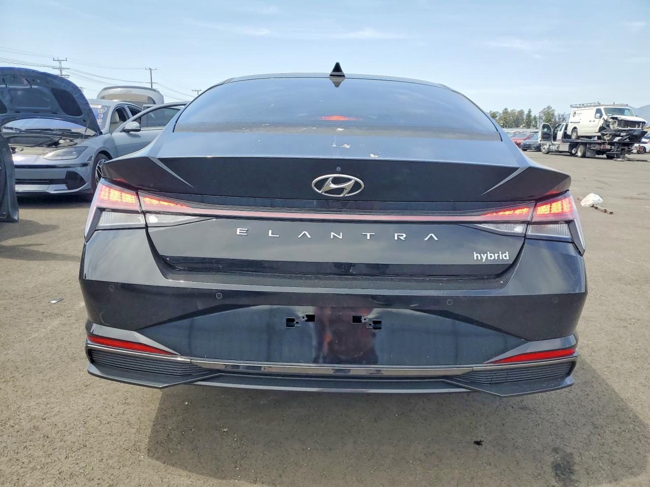 2022 HYUNDAI ELANTRA