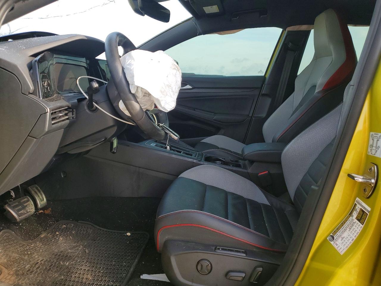 2022 VOLKSWAGEN GTI