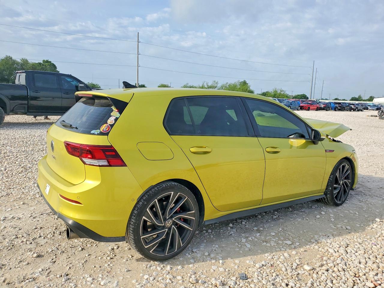 2022 VOLKSWAGEN GTI