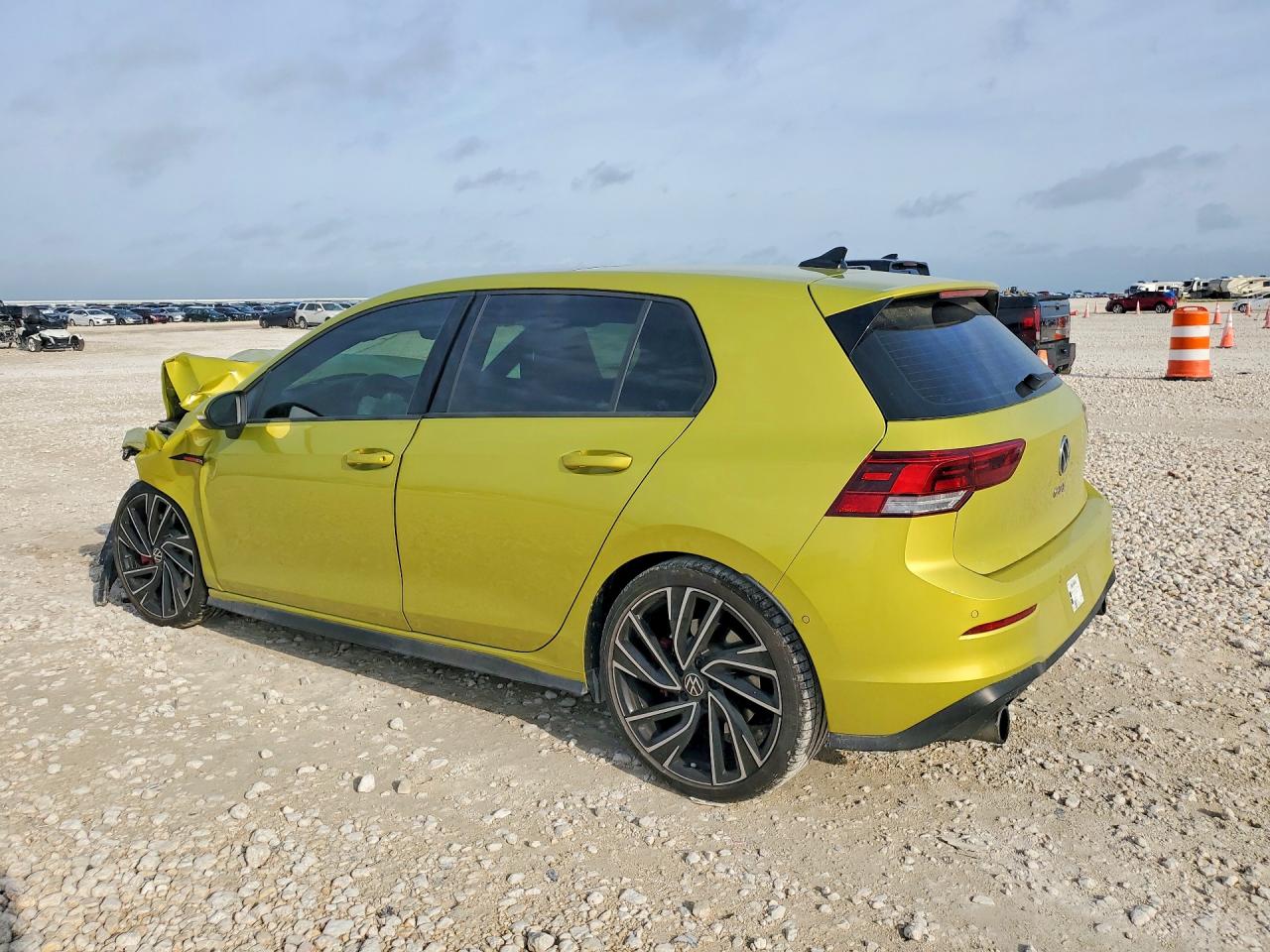 2022 VOLKSWAGEN GTI