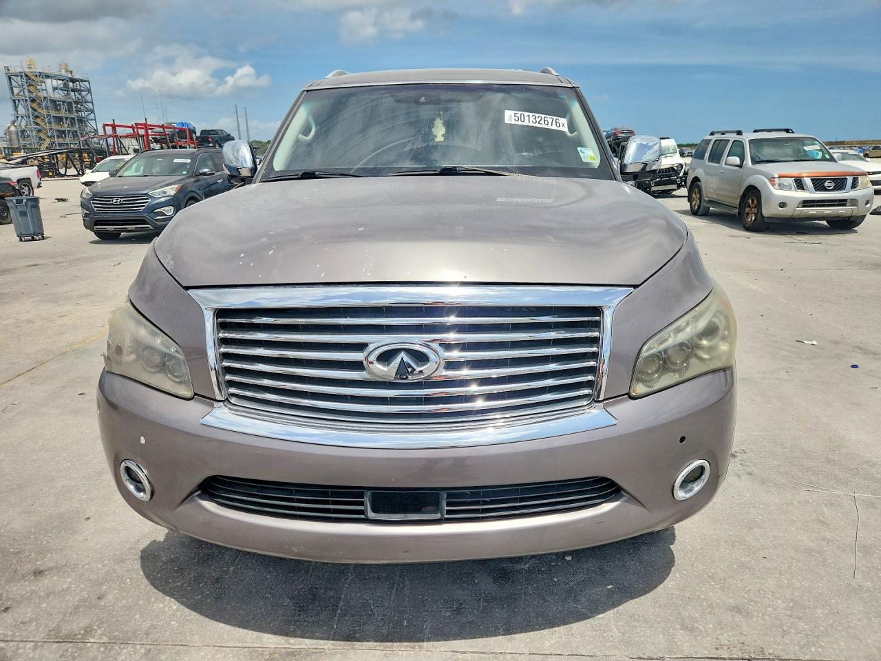 2012 INFINITI QX56