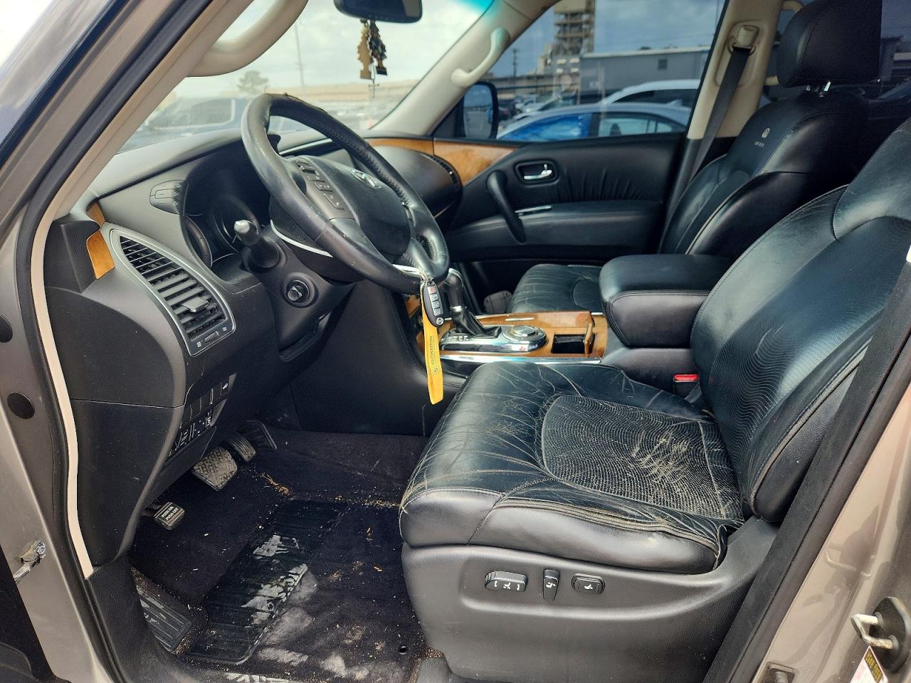 2012 INFINITI QX56