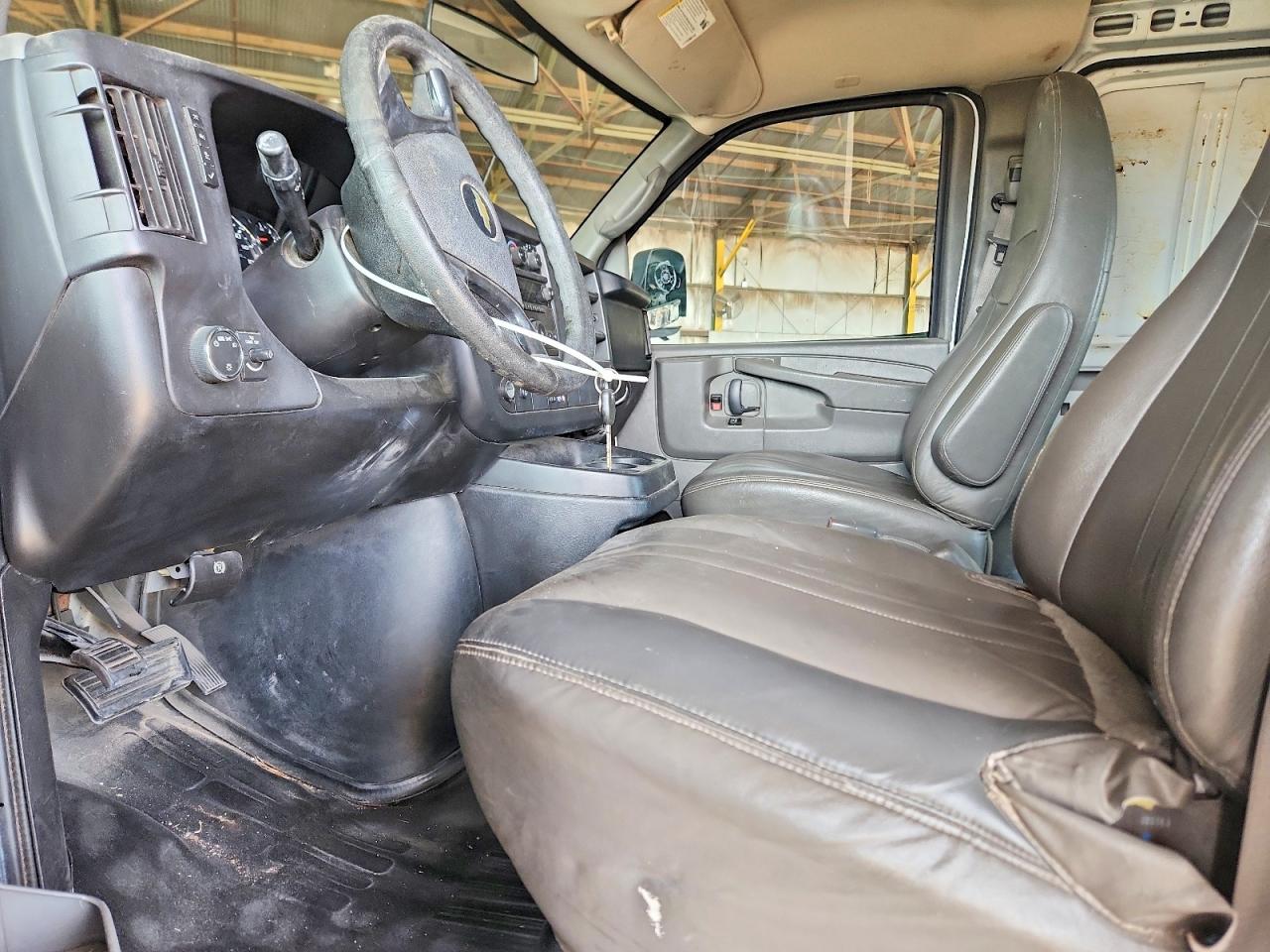 2014 CHEVROLET EXPRESS