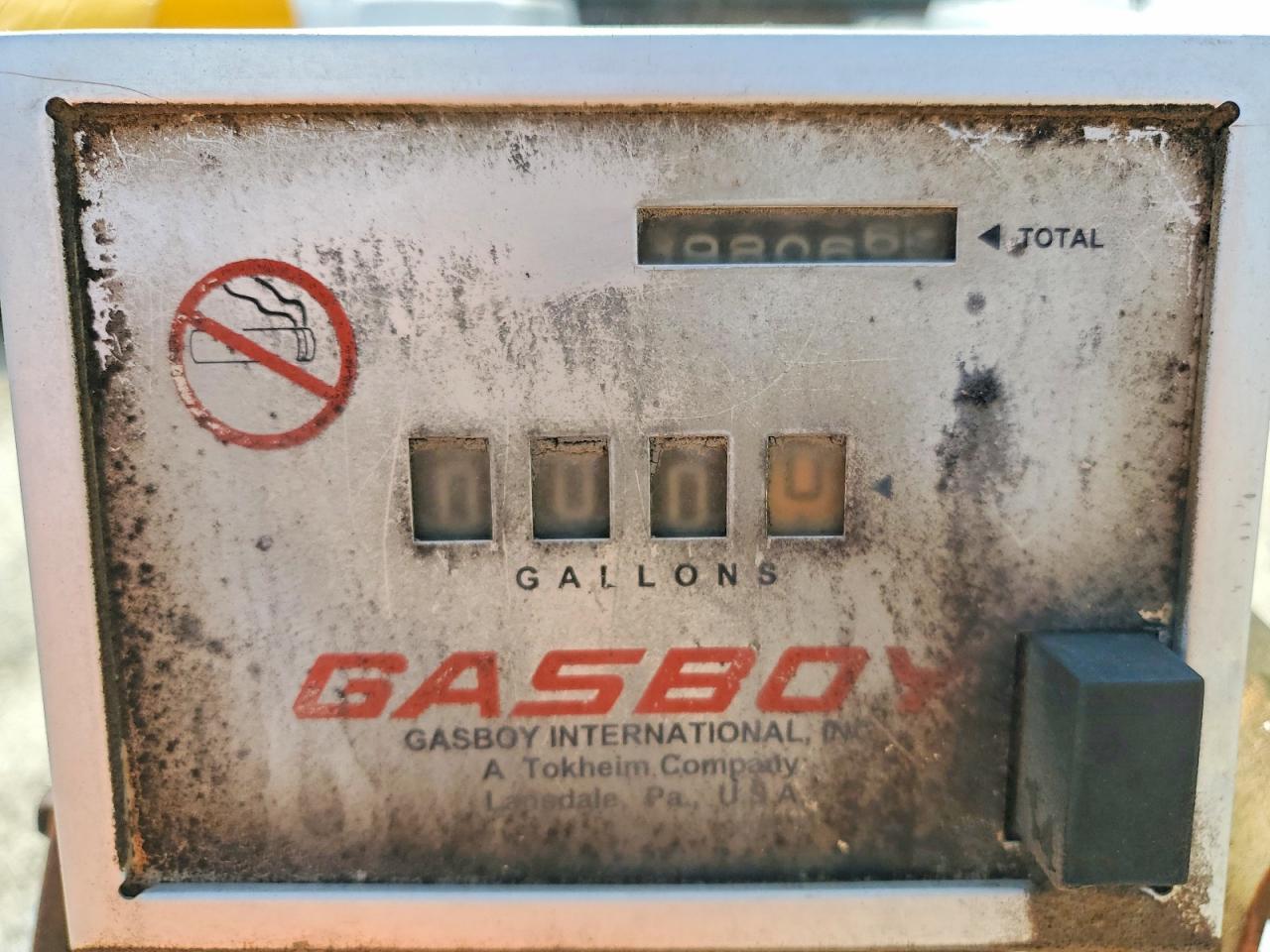 2000 TANK FUEL TANK