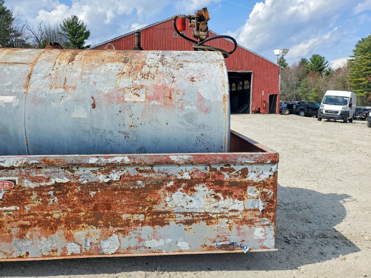2000 TANK FUEL TANK