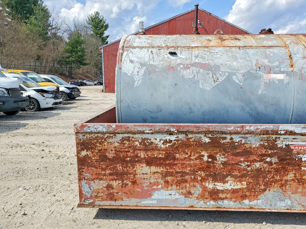 2000 TANK FUEL TANK