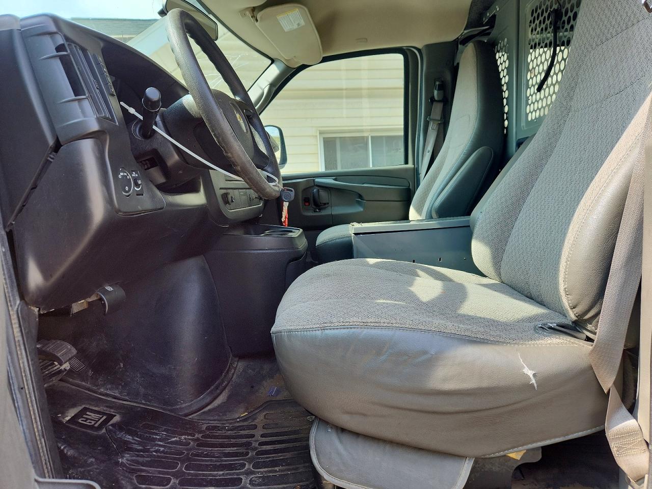2012 CHEVROLET EXPRESS