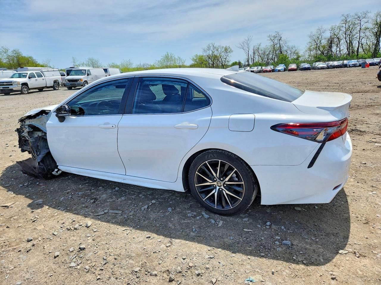 2023 TOYOTA CAMRY