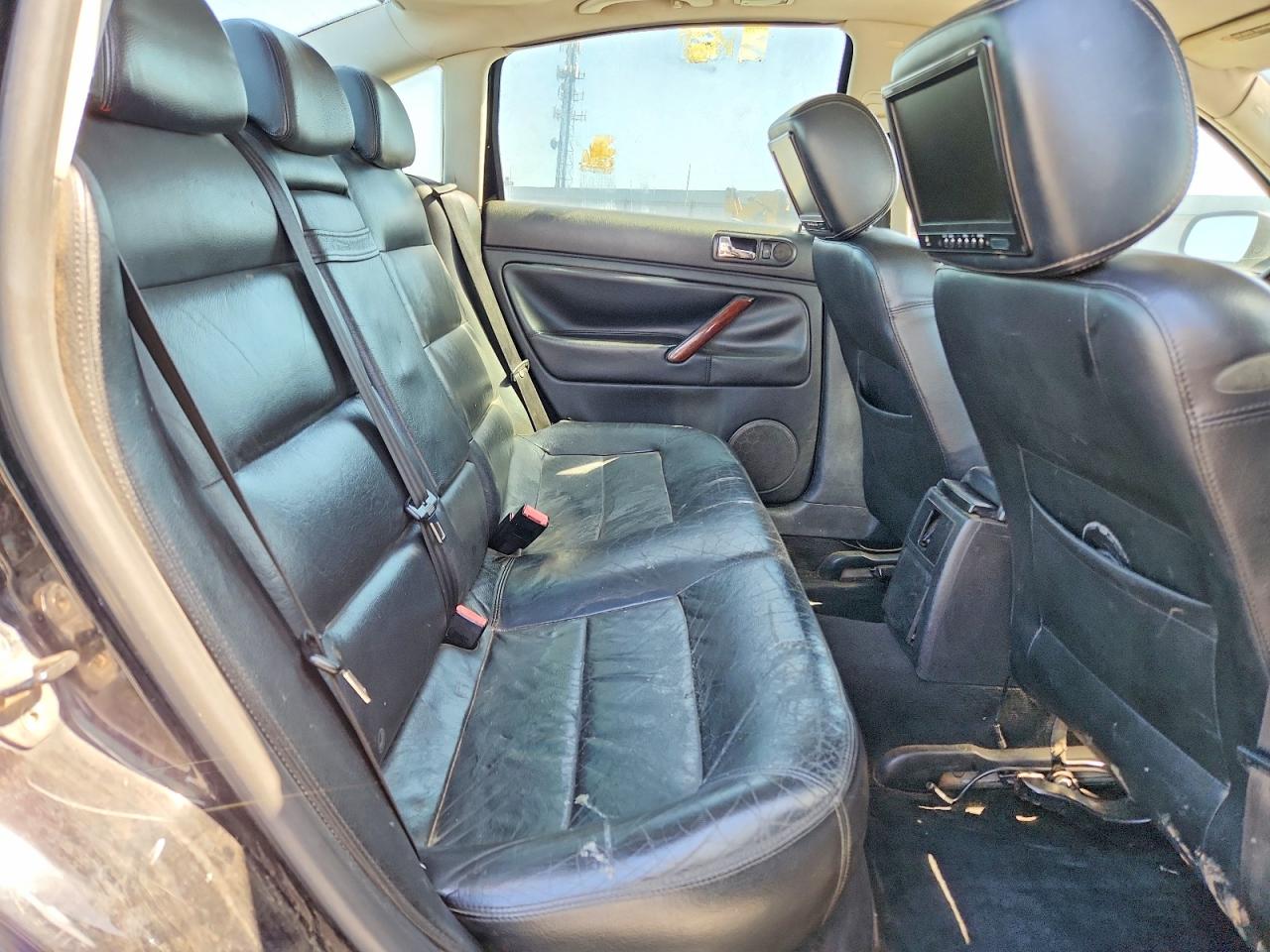 2003 VOLKSWAGEN PASSAT