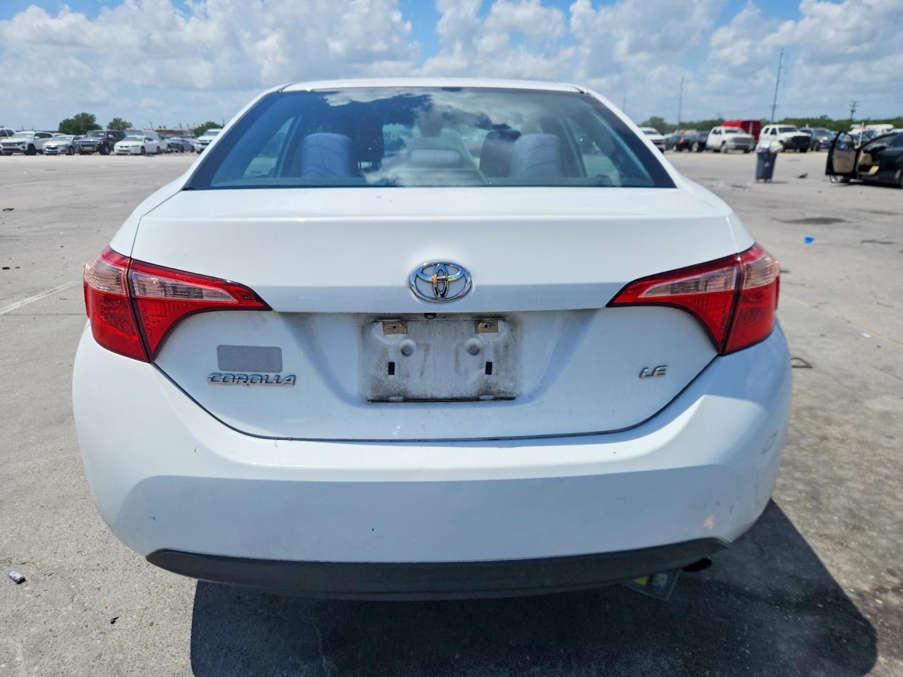 2018 TOYOTA COROLLA