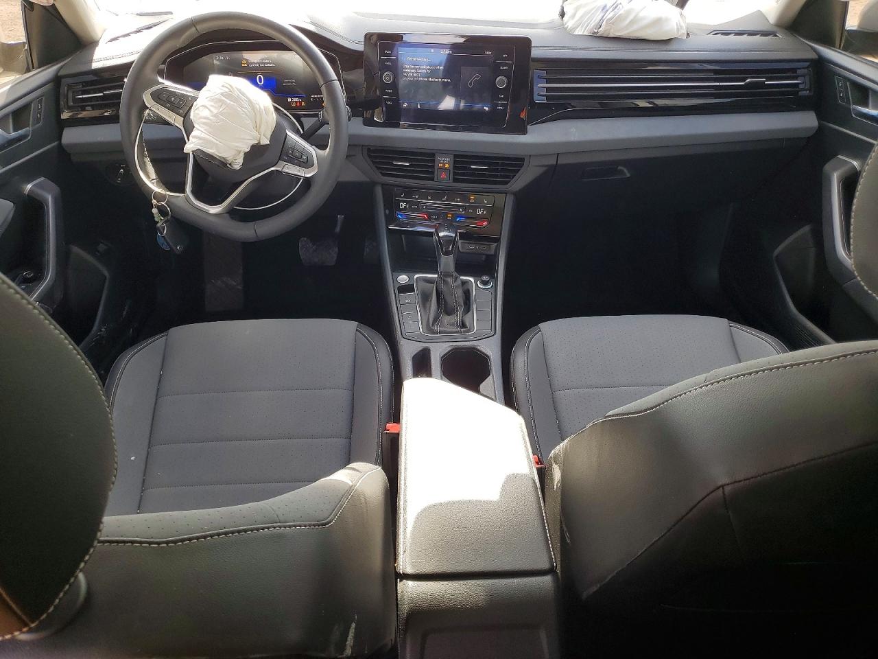2025 VOLKSWAGEN JETTA