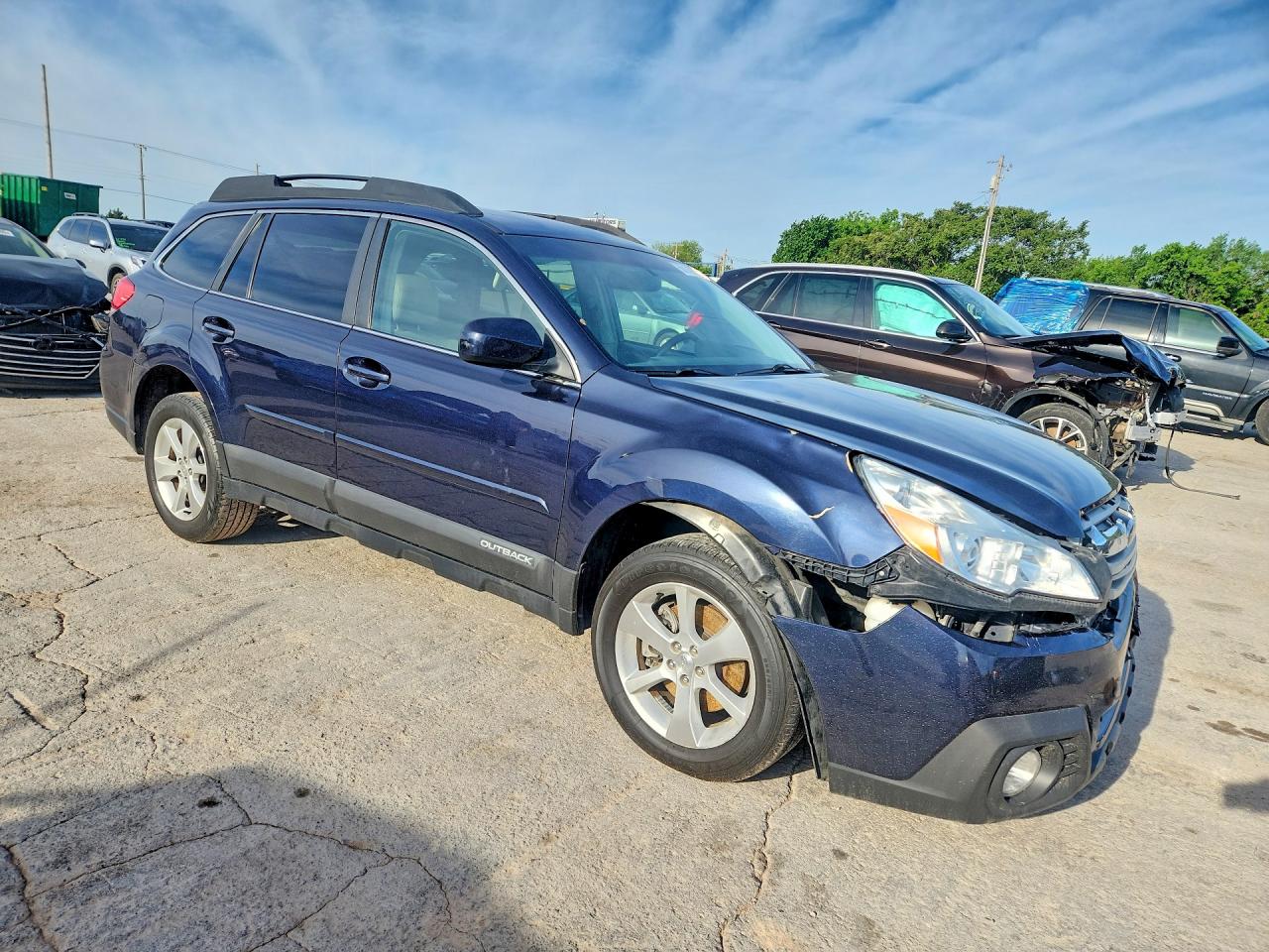 2013 SUBARU OUTBACK