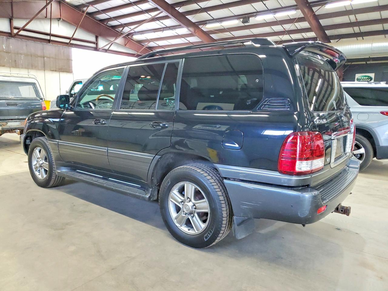 2006 LEXUS LX470
