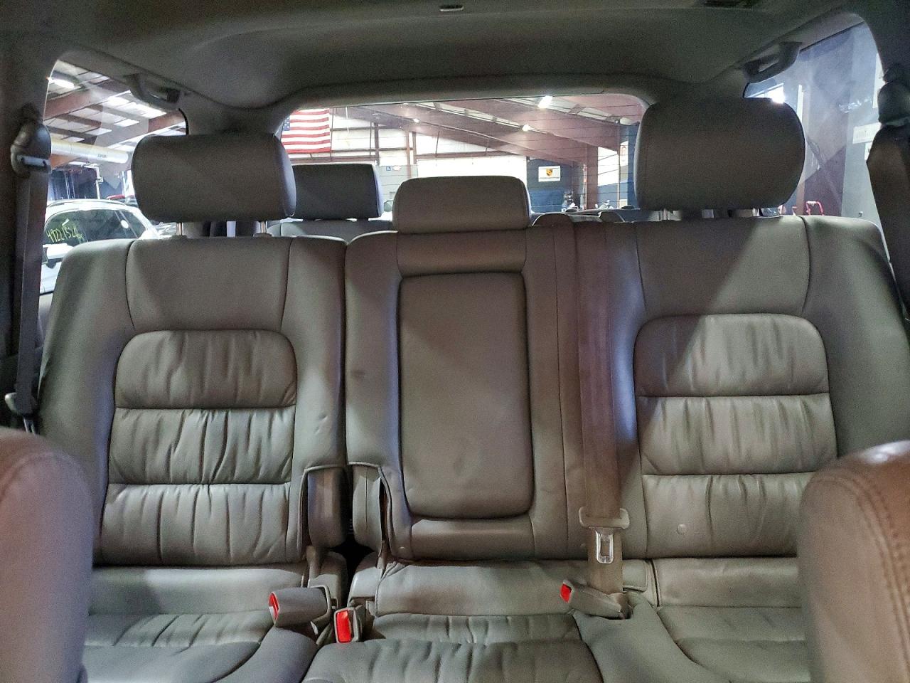 2006 LEXUS LX470