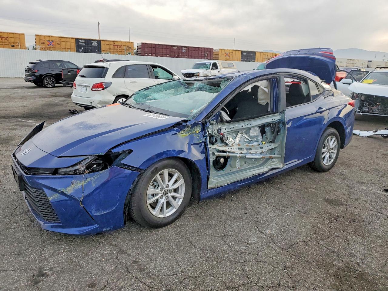 2026 TOYOTA CAMRY