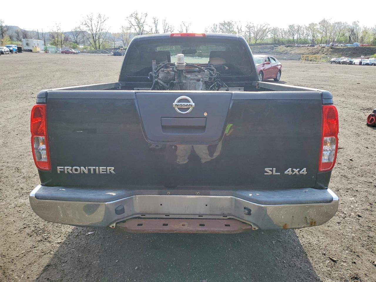 2011 NISSAN FRONTIER