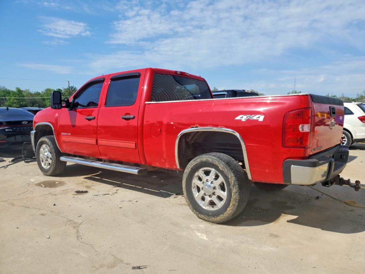 2011 CHEVROLET SILVERADO