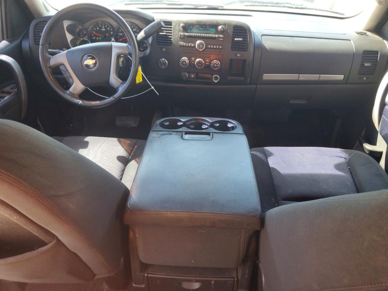 2011 CHEVROLET SILVERADO