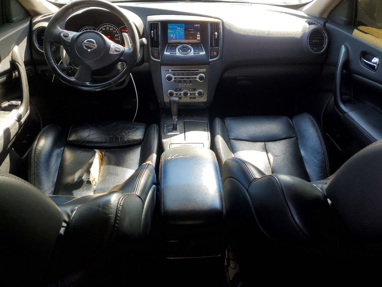 2010 NISSAN MAXIMA