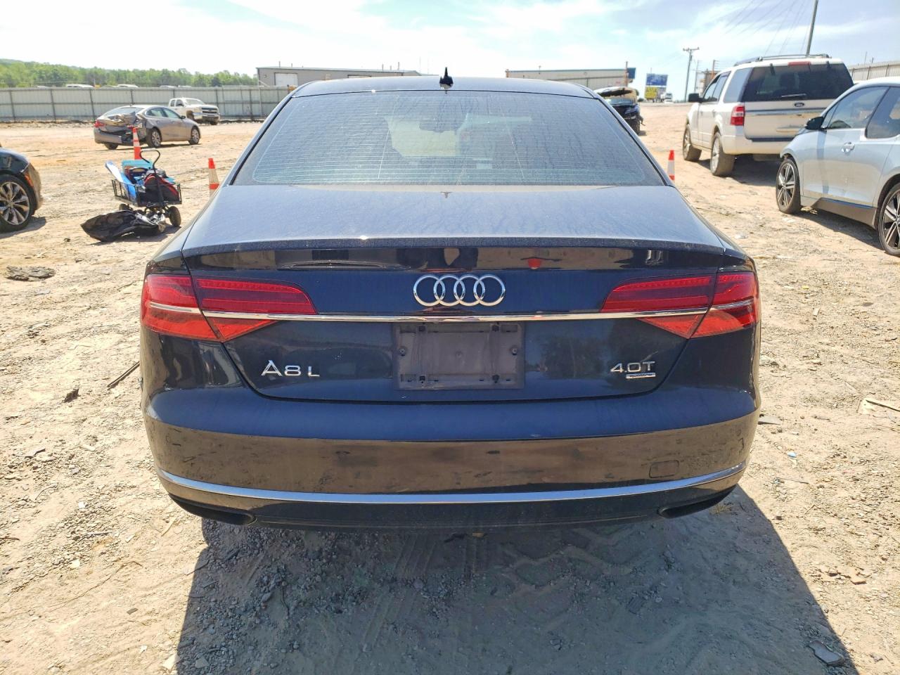 2015 AUDI A8