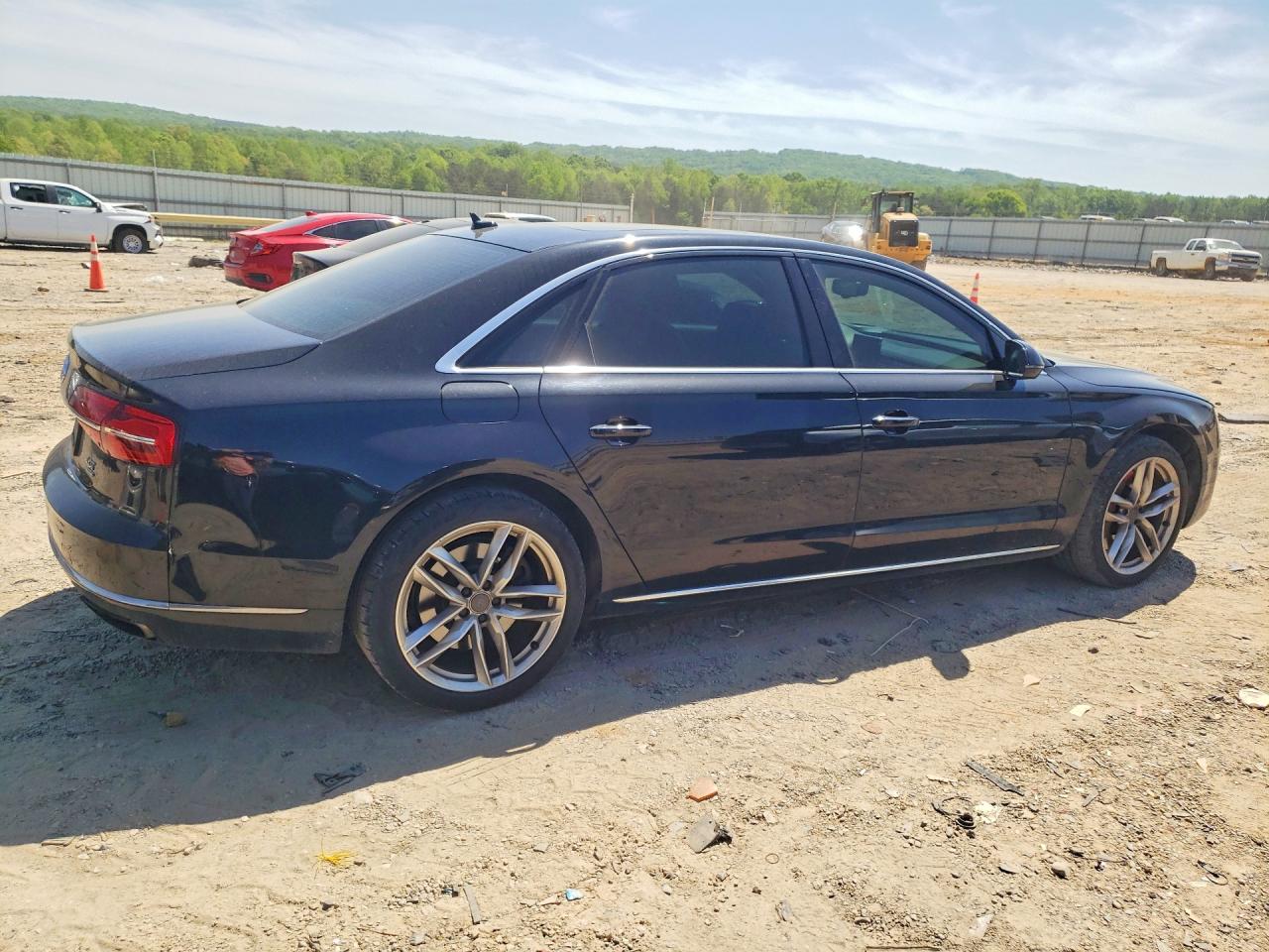 2015 AUDI A8