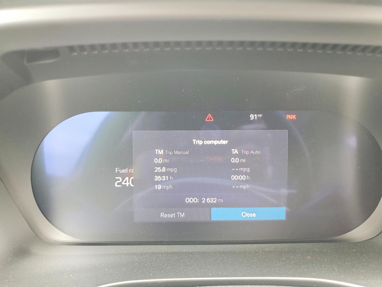 2026 VOLVO XC40