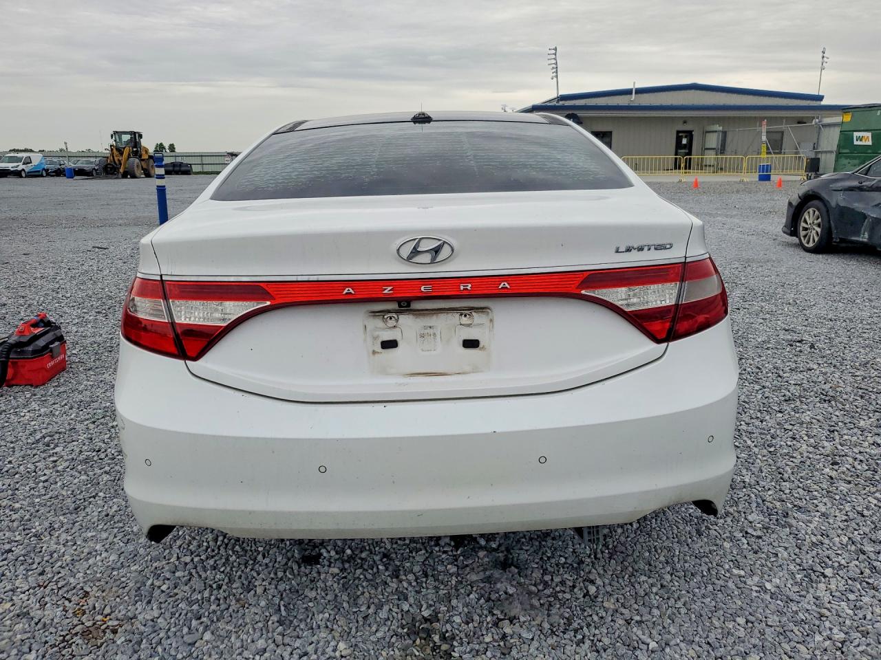 2016 HYUNDAI AZERA