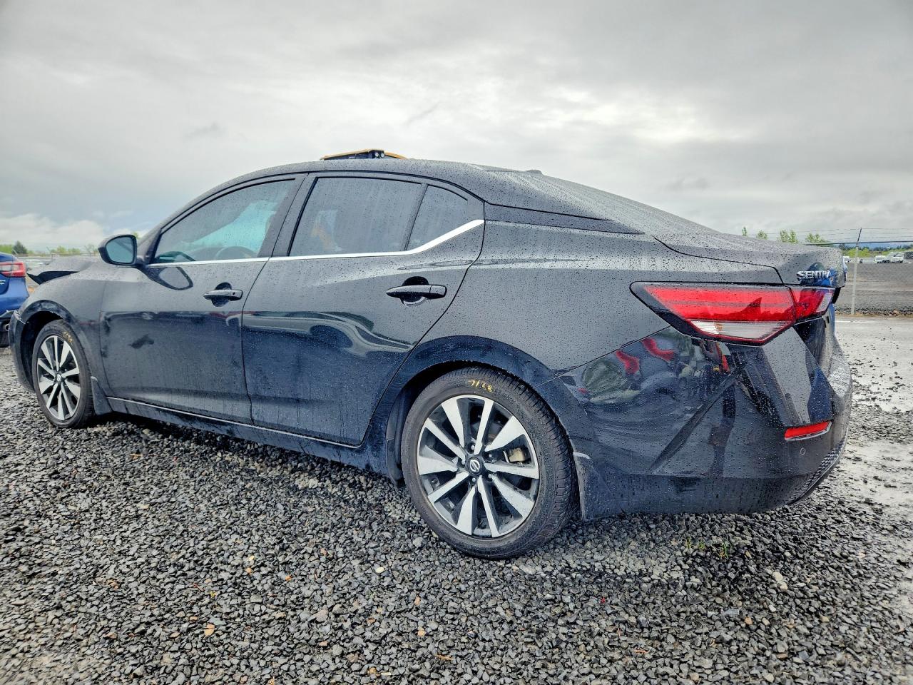 2022 NISSAN SENTRA