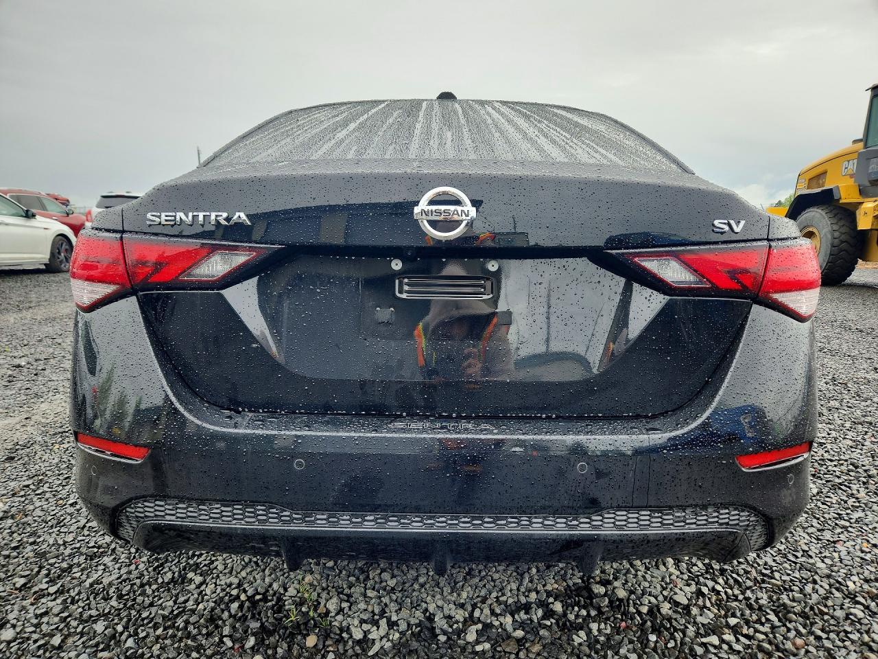 2022 NISSAN SENTRA