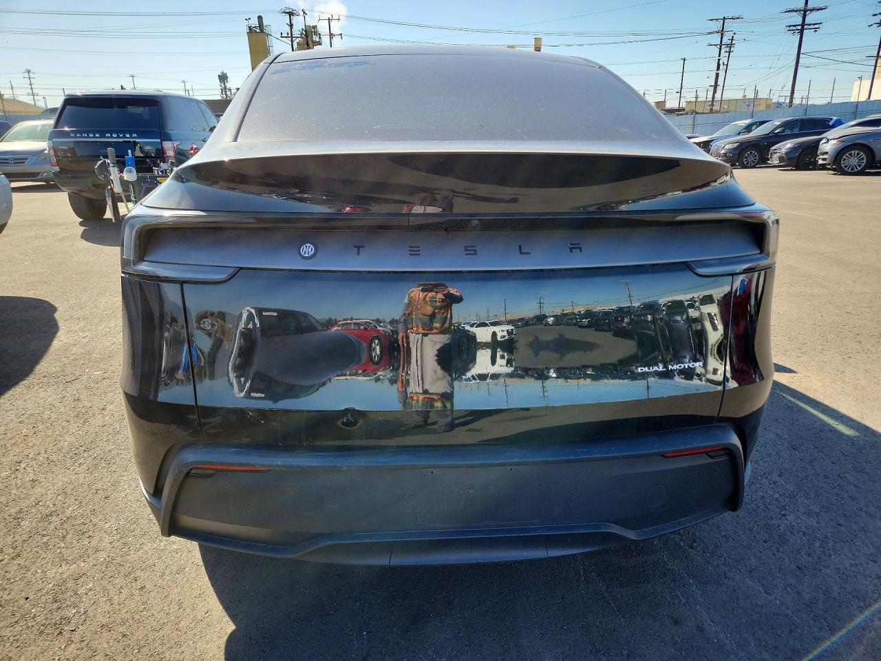 2026 TESLA MODEL Y