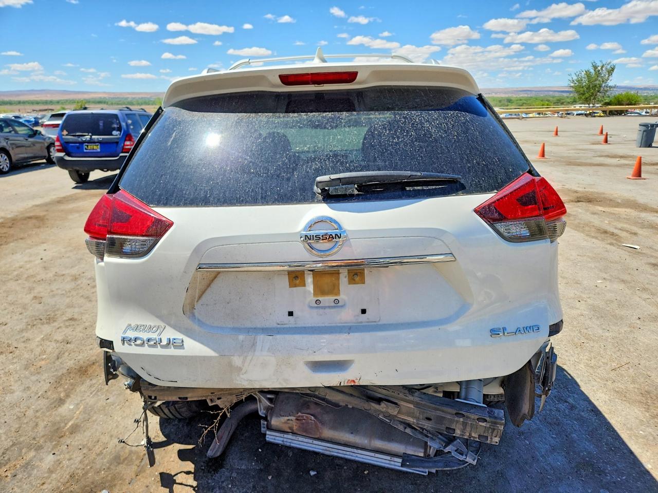 2017 NISSAN ROGUE