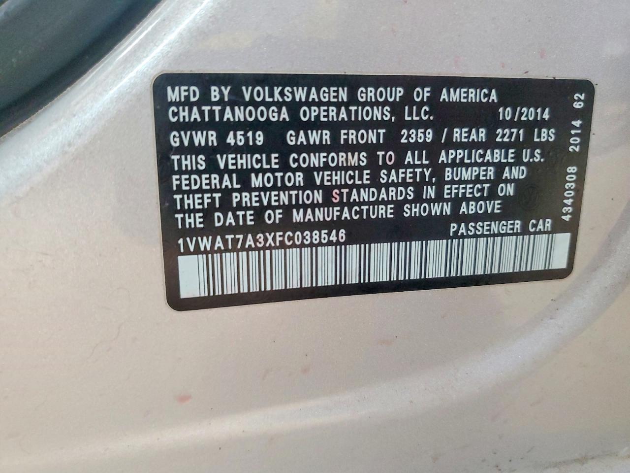 2015 VOLKSWAGEN PASSAT